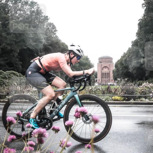 13.09.2026 - Stadtparktriathlon H.Heesch http://msf.ph/oto/10290078 13.09.2026 12:59:54 Radfahren 1247, 1252, 1418 meine-sportfotos.de