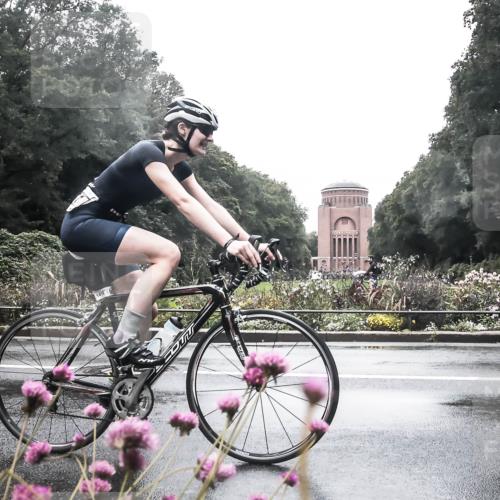 13.09.2026 - Stadtparktriathlon H.Heesch http://msf.ph/oto/10290083 13.09.2026 12:59:56 Radfahren 1233, 1247, 1418 meine-sportfotos.de