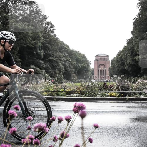 13.09.2026 - Stadtparktriathlon H.Heesch http://msf.ph/oto/10290097 13.09.2026 11:51:14 Radfahren 715 meine-sportfotos.de