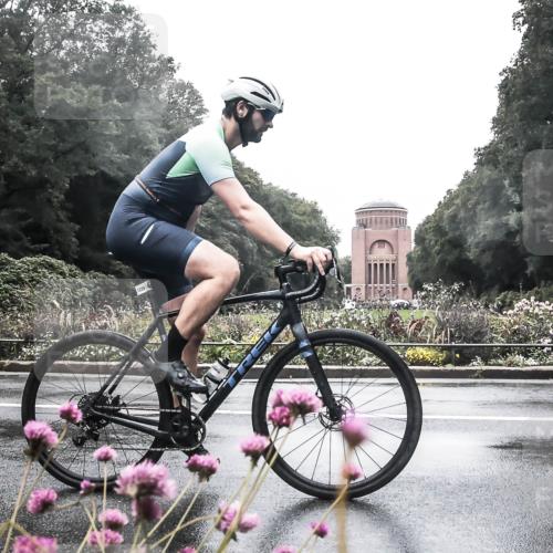13.09.2026 - Stadtparktriathlon H.Heesch http://msf.ph/oto/10290099 13.09.2026 13:00:03 Radfahren 1082, 1221, 1233, 1239, 1357, 1412 meine-sportfotos.de