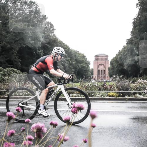 13.09.2026 - Stadtparktriathlon H.Heesch http://msf.ph/oto/10290104 13.09.2026 13:00:04 Radfahren 1082, 1221, 1239, 1357, 1412 meine-sportfotos.de