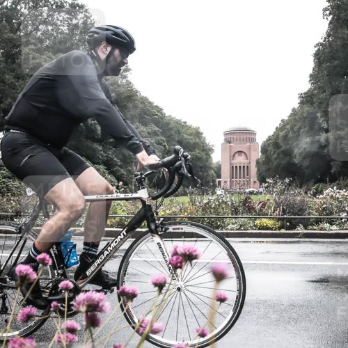 13.09.2026 - Stadtparktriathlon H.Heesch http://msf.ph/oto/10290147 13.09.2026 13:00:18 Radfahren 1243, 1288, 1307, 1330, 1350 meine-sportfotos.de