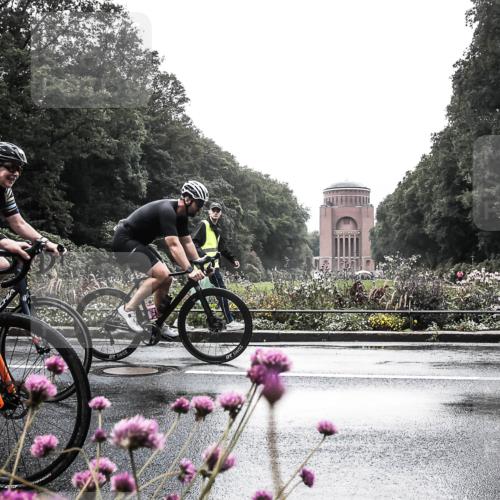 13.09.2026 - Stadtparktriathlon H.Heesch http://msf.ph/oto/10290150 13.09.2026 11:51:50 Radfahren 714, 773, 808, 911 meine-sportfotos.de