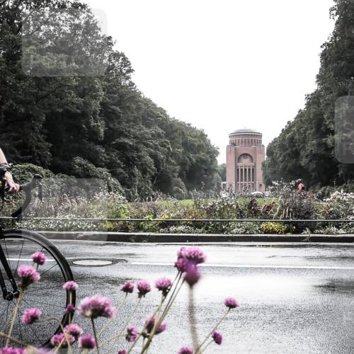 13.09.2026 - Stadtparktriathlon H.Heesch http://msf.ph/oto/10290159 13.09.2026 11:51:55 Radfahren 755, 808, 830, 877 meine-sportfotos.de