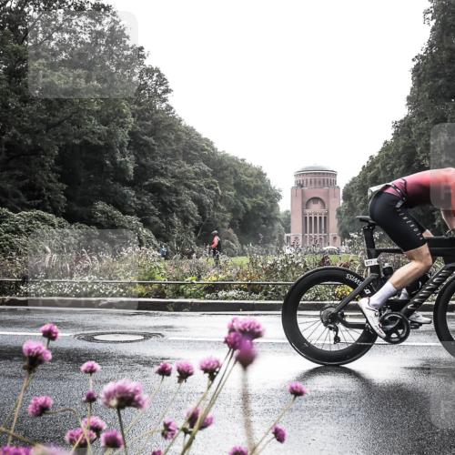 13.09.2026 - Stadtparktriathlon H.Heesch http://msf.ph/oto/10290173 13.09.2026 11:51:58 Radfahren 713, 755, 830, 877, 903 meine-sportfotos.de