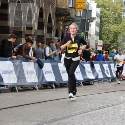 13.09.2026 - 21. swb-Marathon Bremen Strokosch-Dieckow http://msf.ph/oto/10290213 13.09.2026 11:15:30 Ziel 10325, 11424, 11694, 11810, 11990, 12110, 12333, 10572, 10900, 11504, 12137 meine-sportfotos.de