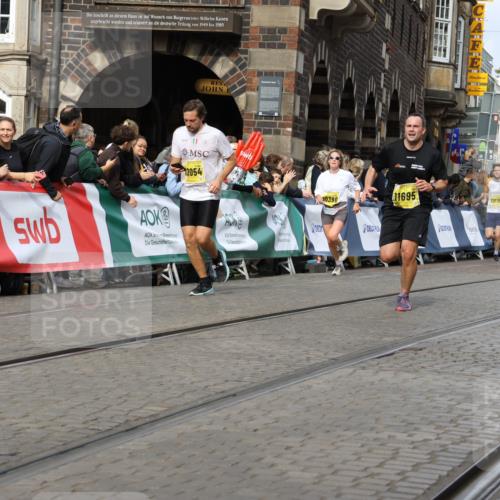 13.09.2026 - 21. swb-Marathon Bremen Strokosch-Dieckow http://msf.ph/oto/10290222 13.09.2026 10:45:27 Ziel 10096, 10143, 10214, 10735, 10866, 11020, 11396, 11695, 13591, 10352, 10464, 10536, 10541, 10583, 11063, 11088, 11209, 11559, 11749, 11845, 12087, 12290, 12355, 13532, 13628 meine-sportfotos.de