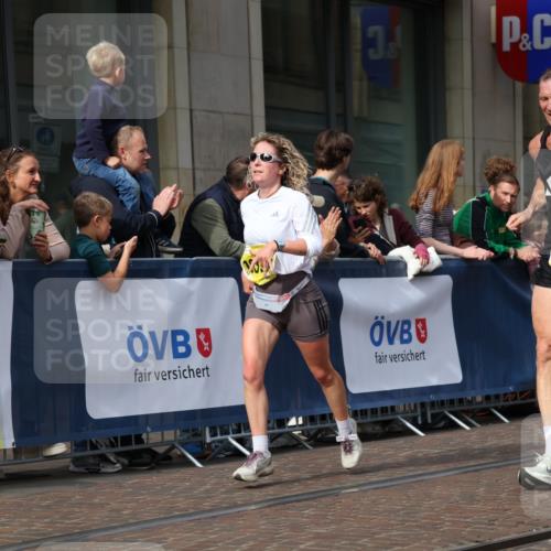 13.09.2026 - 21. swb-Marathon Bremen Strokosch-Dieckow http://msf.ph/oto/10290272 13.09.2026 10:45:17 Ziel 10318, 10352, 10464, 10536, 10541, 10583, 10987, 11015, 11063, 11088, 11209, 11232, 11279, 11478, 11559, 11749, 11835, 11845, 12087, 12290, 12355, 12534, 13532, 13595, 13628, 10096, 10143, 10214, 10398, 10735, 10866, 11020, 11396, 11695, 12054, 12475, 13591 meine-sportfotos.de