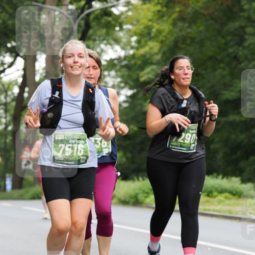 13.09.2026 - 21. swb-Marathon Bremen TobiasT http://msf.ph/oto/10290430 13.09.2026 12:31:08 Laufen 751630, 5586, 21, 290 meine-sportfotos.de