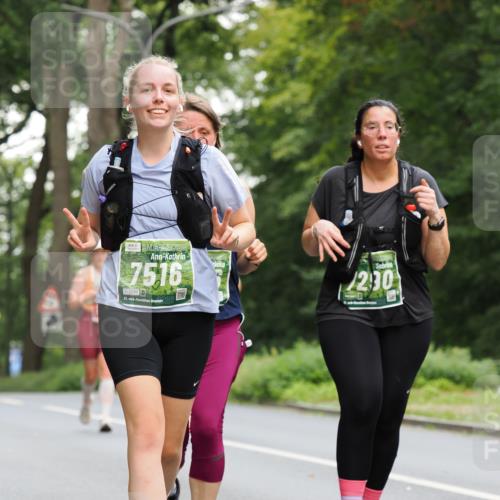 13.09.2026 - 21. swb-Marathon Bremen TobiasT http://msf.ph/oto/10290459 13.09.2026 12:31:08 Laufen 7516, 5586, 21, 26, 12, 30 meine-sportfotos.de