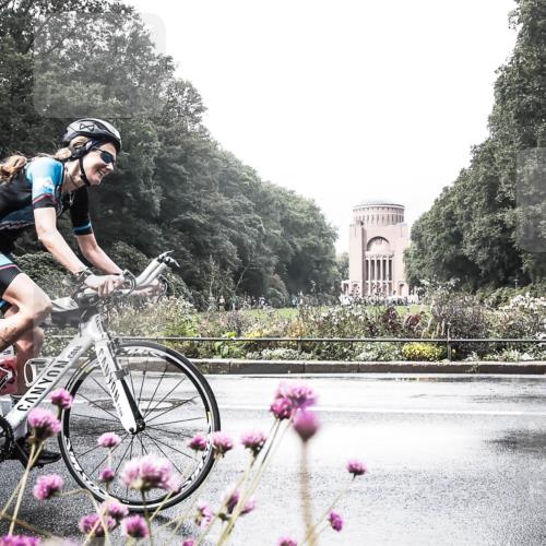 13.09.2026 - Stadtparktriathlon H.Heesch http://msf.ph/oto/10290479 13.09.2026 11:54:22 Radfahren 789, 824, 885, 933 meine-sportfotos.de