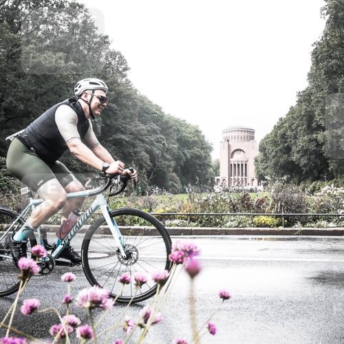 13.09.2026 - Stadtparktriathlon H.Heesch http://msf.ph/oto/10290487 13.09.2026 11:54:24 Radfahren 789, 824, 885, 933 meine-sportfotos.de
