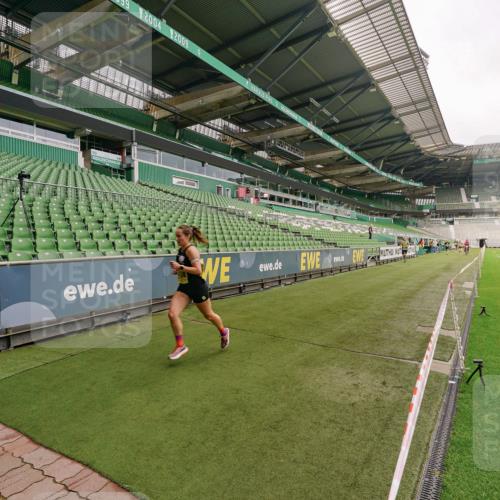 13.09.2026 - 21. swb-Marathon Bremen Michael Burmester http://msf.ph/oto/10290489 13.09.2026 10:17:50 Laufen im Stadion 10597, 12272, 12457, 12458, 13501, 13504, 13510, 13515, 13517, 13522, 13533, 13536, 13542, 13543, 13554, 13561, 13567, 13569, 13571, 13572, 13576, 13579, 13582, 13602, 13603, 13604, 13623, 13630, 13635, 13643 meine-sportfotos.de