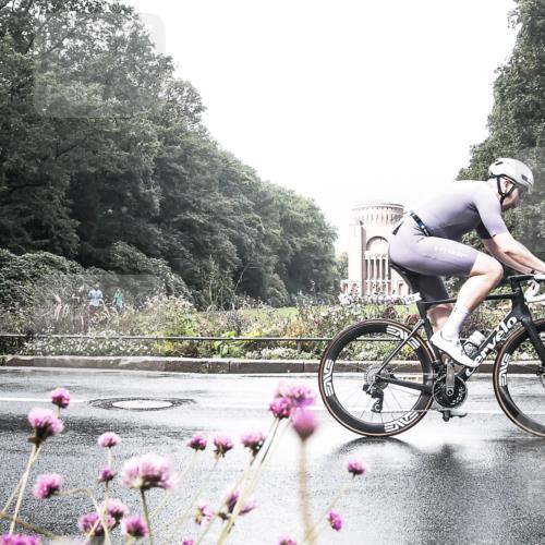 13.09.2026 - Stadtparktriathlon H.Heesch http://msf.ph/oto/10290527 13.09.2026 11:54:39 Radfahren 724, 763, 840, 863, 946 meine-sportfotos.de