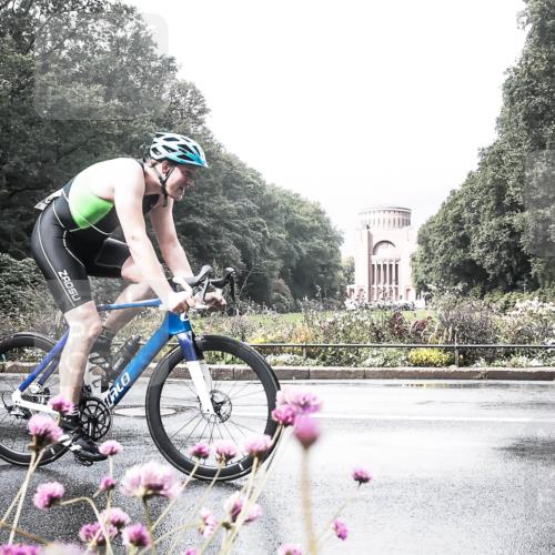 13.09.2026 - Stadtparktriathlon H.Heesch http://msf.ph/oto/10290546 13.09.2026 11:54:50 Radfahren 731, 860, 869, 935 meine-sportfotos.de