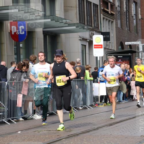 13.09.2026 - 21. swb-Marathon Bremen Strokosch-Dieckow http://msf.ph/oto/10290553 13.09.2026 10:45:20 Ziel 10318, 10352, 10464, 10536, 10541, 10583, 10987, 11015, 11063, 11088, 11209, 11232, 11279, 11478, 11559, 11749, 11762, 11845, 12087, 12290, 12355, 12534, 13532, 13595, 13628, 10096, 10143, 10214, 10398, 10866, 11020, 11396, 11478, 11695, 11835, 12054, 12475, 13591 meine-sportfotos.de
