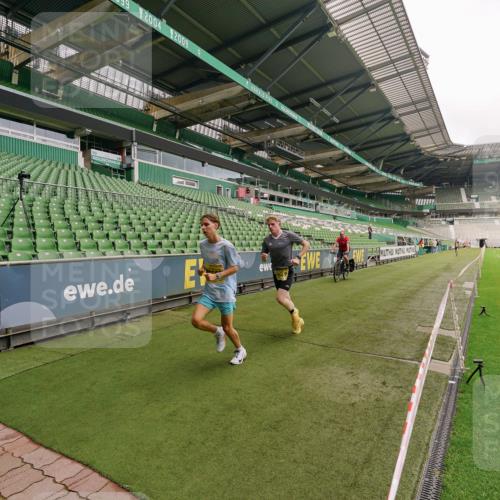 13.09.2026 - 21. swb-Marathon Bremen Michael Burmester http://msf.ph/oto/10290562 13.09.2026 10:18:24 Laufen im Stadion 11652, 12457, 12458, 13504, 13510, 13522, 13533, 13534, 13536, 13543, 13550, 13554, 13561, 13564, 13569, 13571, 13572, 13573, 13576, 13579, 13581, 13582, 13599, 13602, 13603, 13604, 13618, 13622, 13630, 13632, 13638, 13639, 13643, 13525, 13627 meine-sportfotos.de