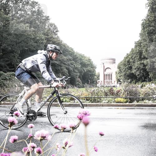 13.09.2026 - Stadtparktriathlon H.Heesch http://msf.ph/oto/10290568 13.09.2026 11:54:56 Radfahren 859 meine-sportfotos.de