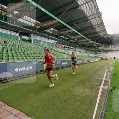 13.09.2026 - 21. swb-Marathon Bremen Michael Burmester http://msf.ph/oto/10290594 13.09.2026 10:18:46 Laufen im Stadion 10366, 10475, 11481, 11652, 12457, 12458, 13504, 13522, 13530, 13533, 13534, 13536, 13541, 13543, 13550, 13554, 13561, 13564, 13569, 13571, 13572, 13573, 13581, 13582, 13599, 13602, 13603, 13604, 13618, 13622, 13630, 13632, 13638, 13639, 13643, 13525, 13627 meine-sportfotos.de