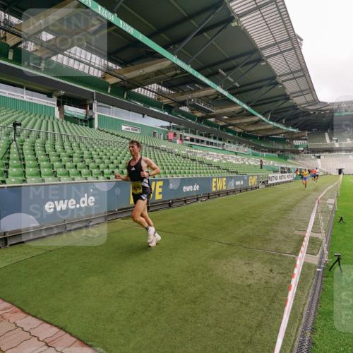 13.09.2026 - 21. swb-Marathon Bremen Michael Burmester http://msf.ph/oto/10290600 13.09.2026 10:18:47 Laufen im Stadion 10366, 10475, 11481, 11652, 12457, 12458, 13504, 13522, 13530, 13533, 13534, 13536, 13541, 13543, 13550, 13554, 13561, 13564, 13569, 13571, 13572, 13573, 13581, 13582, 13599, 13602, 13603, 13604, 13618, 13622, 13630, 13632, 13638, 13639, 13643, 13525, 13627 meine-sportfotos.de
