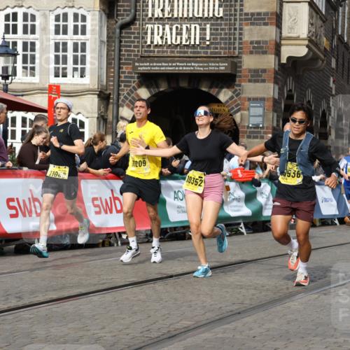 13.09.2026 - 21. swb-Marathon Bremen Strokosch-Dieckow http://msf.ph/oto/10290649 13.09.2026 10:45:40 Ziel 10143, 10318, 10352, 10398, 10536, 10866, 11020, 11088, 11232, 11396, 11478, 11695, 11835, 12054, 12475, 12534, 10436, 10464, 10987, 11015, 11279, 11559, 11762, 11845, 12033, 12069, 12087, 13595 meine-sportfotos.de