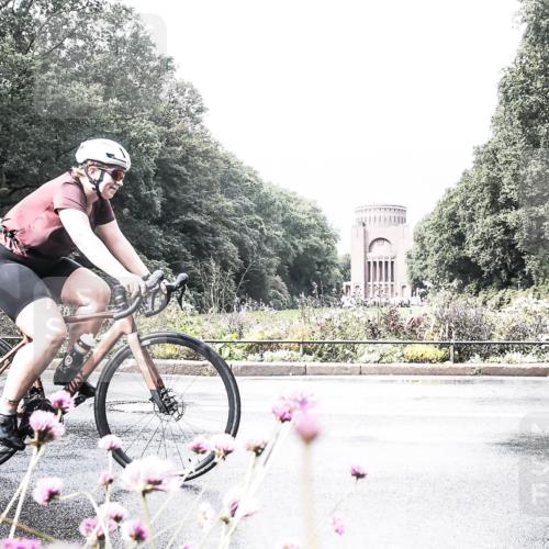 13.09.2026 - Stadtparktriathlon H.Heesch http://msf.ph/oto/10290662 13.09.2026 11:55:36 Radfahren 826 meine-sportfotos.de