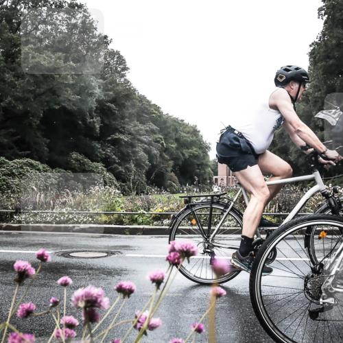 13.09.2026 - Stadtparktriathlon H.Heesch http://msf.ph/oto/10290666 13.09.2026 13:03:43 Radfahren 1200, 1225, 1226, 1427 meine-sportfotos.de