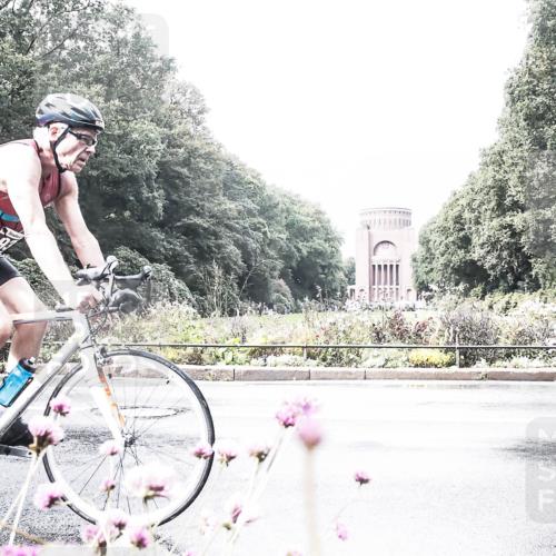 13.09.2026 - Stadtparktriathlon H.Heesch http://msf.ph/oto/10290694 13.09.2026 11:55:49 Radfahren 786, 862, 932 meine-sportfotos.de