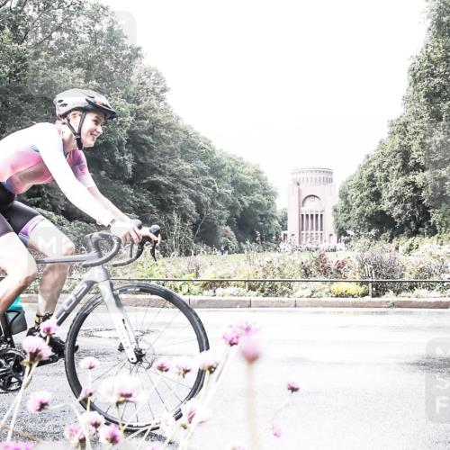 13.09.2026 - Stadtparktriathlon H.Heesch http://msf.ph/oto/10290696 13.09.2026 11:55:56 Radfahren 739, 865 meine-sportfotos.de