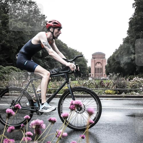13.09.2026 - Stadtparktriathlon H.Heesch http://msf.ph/oto/10290717 13.09.2026 13:04:09 Radfahren 1260, 1289 meine-sportfotos.de