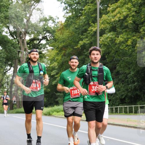 13.09.2026 - 21. swb-Marathon Bremen TobiasT http://msf.ph/oto/10290744 13.09.2026 12:32:20 Laufen 1784, 31, 30, 1183, 24, 21 meine-sportfotos.de