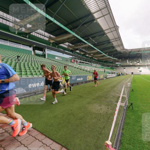13.09.2026 - 21. swb-Marathon Bremen Michael Burmester http://msf.ph/oto/10290778 13.09.2026 10:19:59 Laufen im Stadion 10261, 10262, 10366, 10475, 10818, 10994, 11067, 11068, 11176, 11197, 11418, 11481, 11512, 11652, 11964, 12289, 12324, 12358, 12413, 12540, 13505, 13530, 13533, 13534, 13540, 13541, 13550, 13558, 13560, 13564, 13573, 13581, 13583, 13588, 13590, 13599, 13601, 13605, 13610, 13618, 13619, 13622, 13632, 13633, 13637, 13638, 13639, 10597, 12272, 13501, 13510, 13515, 13517, 13542, 13547, 13567, 13579, 13623, 13627, 13635 meine-sportfotos.de