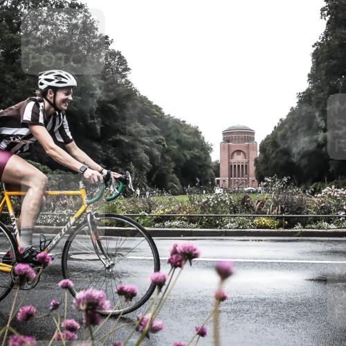 13.09.2026 - Stadtparktriathlon H.Heesch http://msf.ph/oto/10290827 13.09.2026 13:04:51 Radfahren 1084, 1192, 1241, 1359, 1392 meine-sportfotos.de