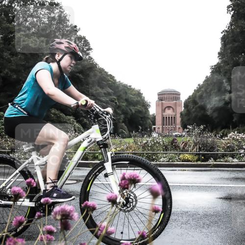 13.09.2026 - Stadtparktriathlon H.Heesch http://msf.ph/oto/10290849 13.09.2026 13:04:54 Radfahren 1084, 1192, 1278, 1359, 1392 meine-sportfotos.de