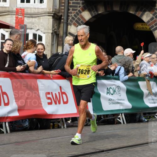13.09.2026 - 21. swb-Marathon Bremen Strokosch-Dieckow http://msf.ph/oto/10290852 13.09.2026 10:45:47 Ziel 10318, 10352, 10398, 10536, 11088, 11209, 11232, 11478, 11695, 11749, 11835, 12054, 12290, 12355, 12475, 12534, 10436, 11956, 12033, 12069, 12556, 12557, 13612 meine-sportfotos.de