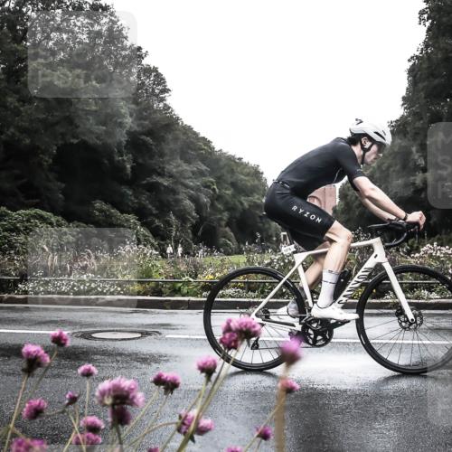 13.09.2026 - Stadtparktriathlon H.Heesch http://msf.ph/oto/10290855 13.09.2026 13:04:56 Radfahren 1084, 1208, 1278, 1304, 1392 meine-sportfotos.de