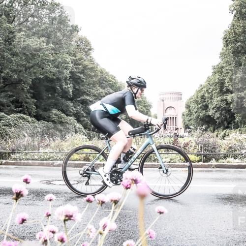 13.09.2026 - Stadtparktriathlon H.Heesch http://msf.ph/oto/10290876 13.09.2026 11:57:20 Radfahren 744, 781, 804, 807, 899, 958 meine-sportfotos.de