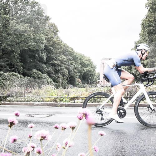 13.09.2026 - Stadtparktriathlon H.Heesch http://msf.ph/oto/10290887 13.09.2026 11:57:21 Radfahren 744, 781, 804, 807, 899, 958 meine-sportfotos.de