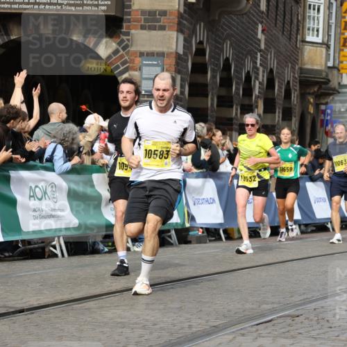 13.09.2026 - 21. swb-Marathon Bremen Strokosch-Dieckow http://msf.ph/oto/10290896 13.09.2026 10:45:49 Ziel 10318, 10352, 10398, 10536, 10541, 10583, 11088, 11209, 11232, 11478, 11749, 11835, 12054, 12290, 12355, 12475, 12534, 13628, 10436, 11956, 12033, 12069, 12556, 12557, 13529, 13612 meine-sportfotos.de