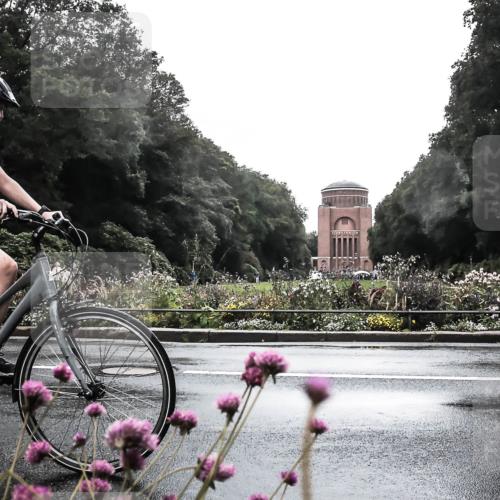 13.09.2026 - Stadtparktriathlon H.Heesch http://msf.ph/oto/10290960 13.09.2026 13:05:22 Radfahren 1202, 1256, 1258, 1402 meine-sportfotos.de