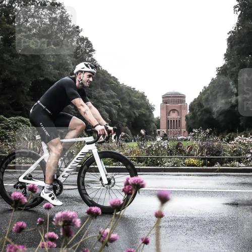 13.09.2026 - Stadtparktriathlon H.Heesch http://msf.ph/oto/10290991 13.09.2026 13:05:33 Radfahren 1352 meine-sportfotos.de