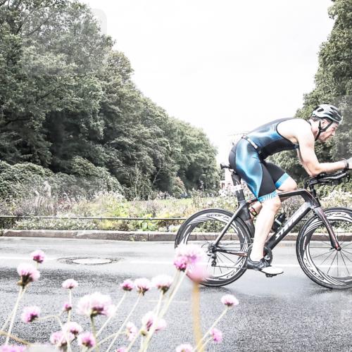 13.09.2026 - Stadtparktriathlon H.Heesch http://msf.ph/oto/10290992 13.09.2026 11:57:43 Radfahren 741, 757, 908, 964 meine-sportfotos.de