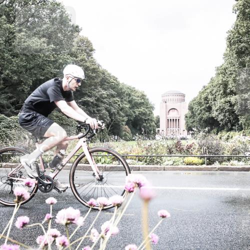 13.09.2026 - Stadtparktriathlon H.Heesch http://msf.ph/oto/10291131 13.09.2026 11:58:19 Radfahren 738, 750, 853, 904, 918, 920, 922, 1049 meine-sportfotos.de