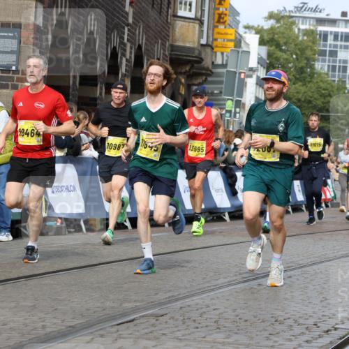 13.09.2026 - 21. swb-Marathon Bremen Strokosch-Dieckow http://msf.ph/oto/10291144 13.09.2026 10:45:51 Ziel 10318, 10352, 10536, 10541, 10583, 11063, 11088, 11209, 11232, 11478, 11749, 11835, 12290, 12355, 12475, 12534, 13532, 13628, 10436, 11956, 12556, 12557, 13529, 13612 meine-sportfotos.de
