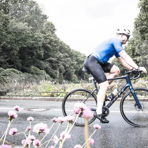 13.09.2026 - Stadtparktriathlon H.Heesch http://msf.ph/oto/10291145 13.09.2026 11:58:22 Radfahren 738, 853, 922, 1049 meine-sportfotos.de