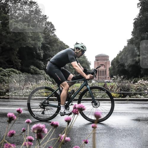 13.09.2026 - Stadtparktriathlon H.Heesch http://msf.ph/oto/10291149 13.09.2026 13:06:55 Radfahren 1270, 1277, 1281, 1327, 1353, 1391, 1406 meine-sportfotos.de