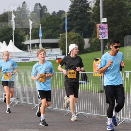 13.09.2026 - Kiel Lauf Andreas Tolksdorf http://msf.ph/oto/10291151 13.09.2026 09:25:09 Kiellinie 6687, 26, 3517, 38, 6620 meine-sportfotos.de