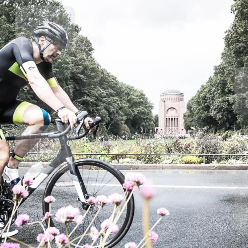 13.09.2026 - Stadtparktriathlon H.Heesch http://msf.ph/oto/10291157 13.09.2026 11:58:28 Radfahren 970, 974, 1037 meine-sportfotos.de