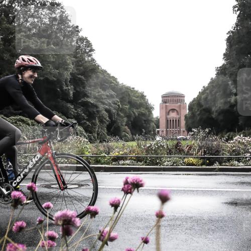 13.09.2026 - Stadtparktriathlon H.Heesch http://msf.ph/oto/10291170 13.09.2026 13:06:59 Radfahren 1353, 1421 meine-sportfotos.de