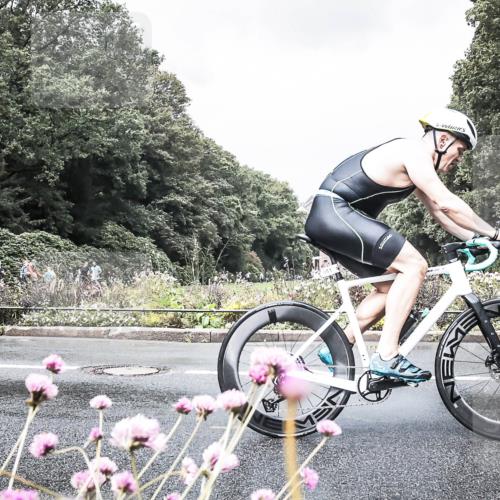 13.09.2026 - Stadtparktriathlon H.Heesch http://msf.ph/oto/10291182 13.09.2026 11:58:33 Radfahren 802, 877, 951, 970, 1037, 1051 meine-sportfotos.de